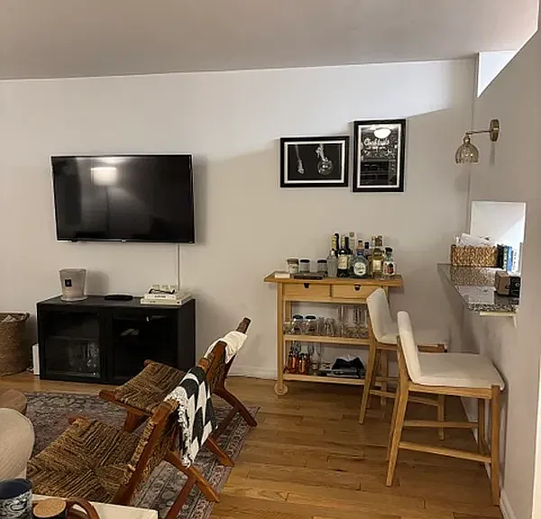 52 Pine St #1918 — Photo 1