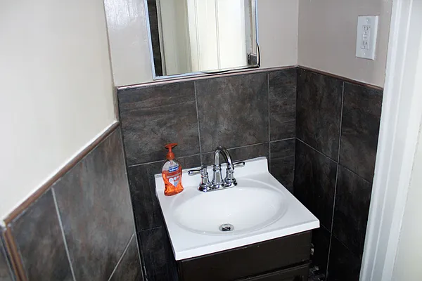 Rented by Luxor Homes & Investment Realty | media 8