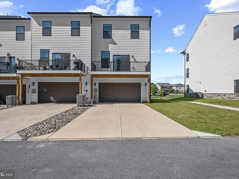 434 Herringbone Way — Photo 43