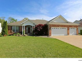 108 Lamp Post Ln, Arnold, MO 63010