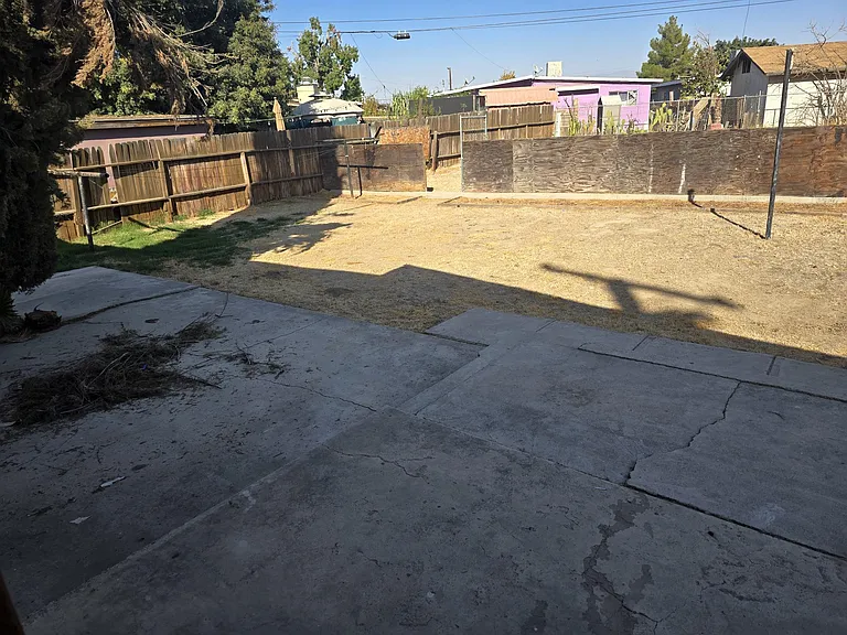 2710 Fern Way — Photo 12