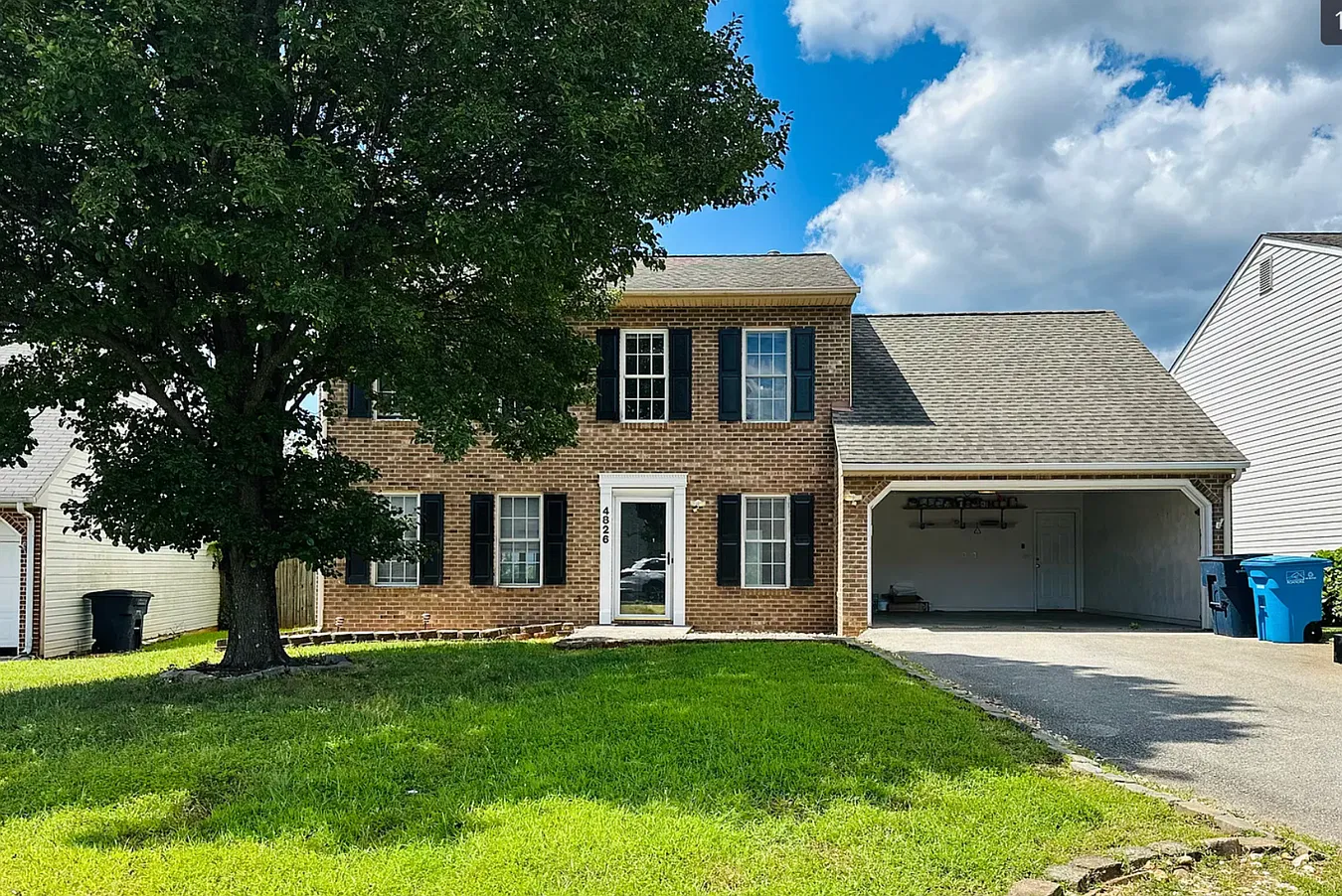 4826 Golfview Dr — Photo 1