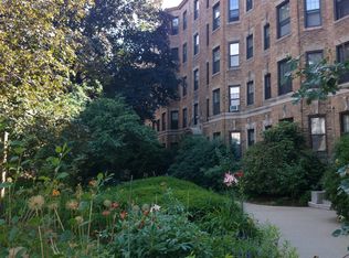 118 Riverway APT 1, Boston, MA 02215