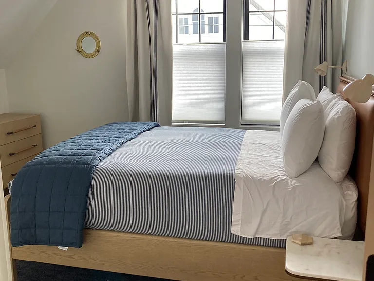 52 Main St #12 — Photo 6