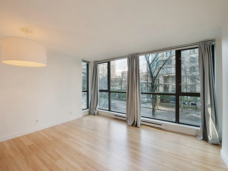 1331 Alberni St #309 — Photo 1