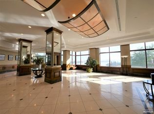 100 Old Palisade Rd APT 2411, Fort Lee, NJ 07024
