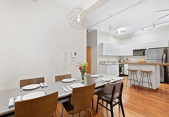 3rd image of 50 Bridge St APT 213