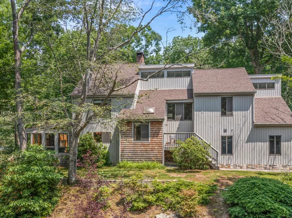 27 Sterling Park, Madison, CT 06443