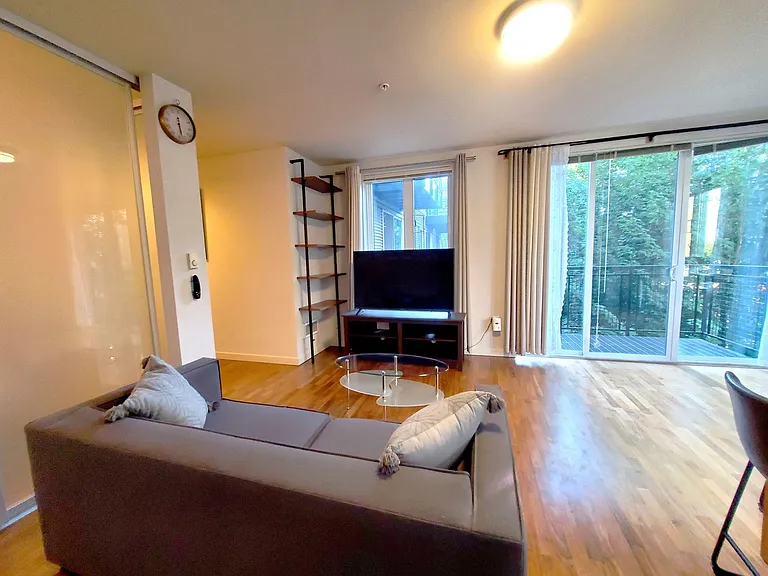 3104 Western Ave #501 — Photo 3
