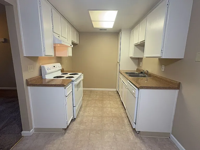 1313 Floyd Ave #163 — Photo 5