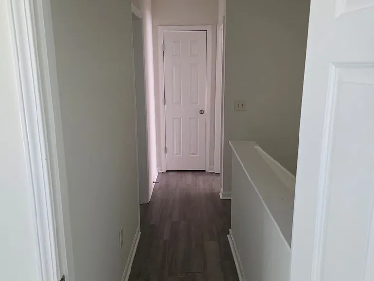 7925 Averette Hill Dr — Photo 4