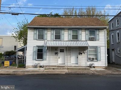 13-15 W Water St, Middletown, PA, 17057