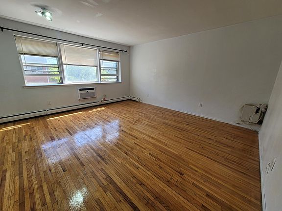 2nd image of 40-12 147th St Floor 2
