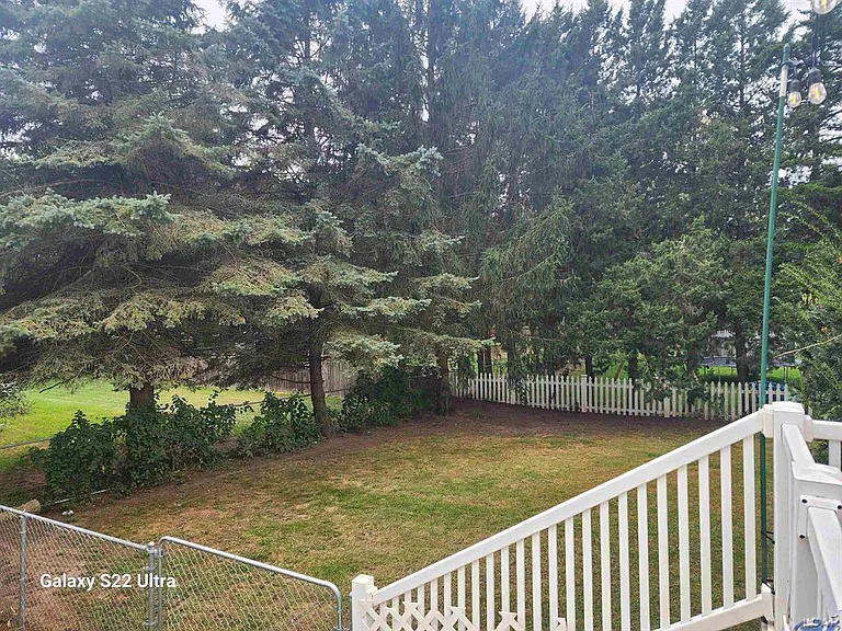 13404 Sequoia Ln — Photo 4