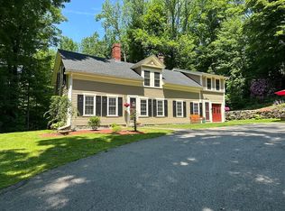 432 N Main St, Petersham, MA 01366