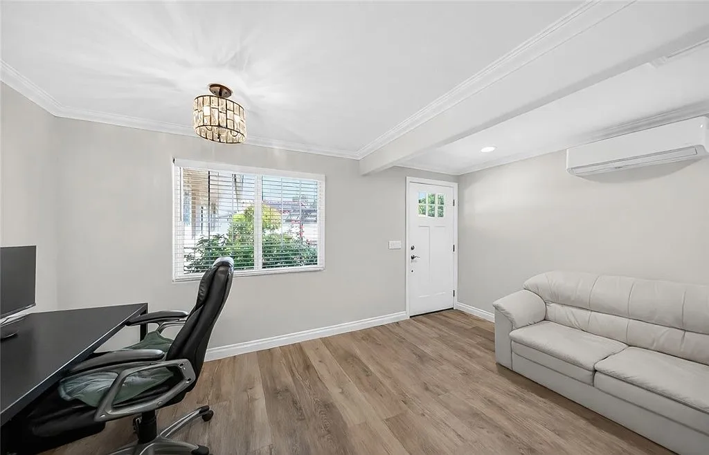 1 bed, 600 sqft, $2,600 — Photo 2