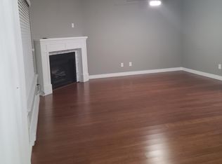 17430 Ambaum Blvd S APT 28, Burien, WA 98148