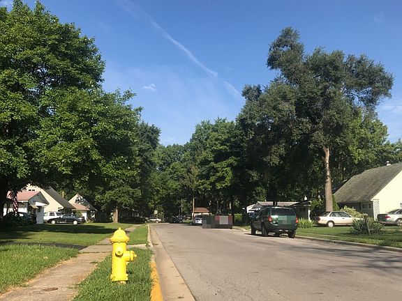 4th image of 4084 Powell Ave