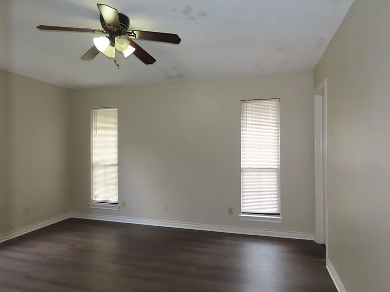 808 Corey Dr — Photo 20
