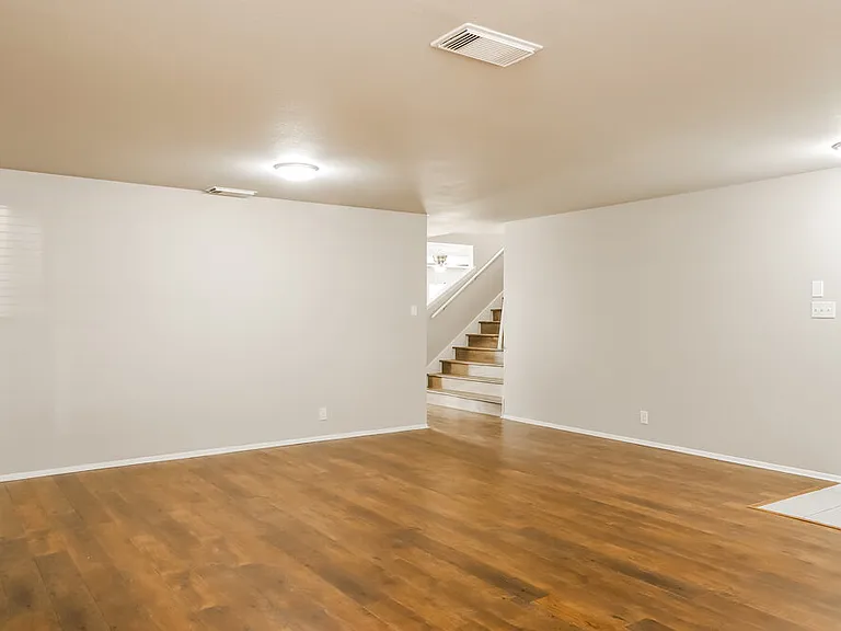 10420 Arbor Blf — Photo 14