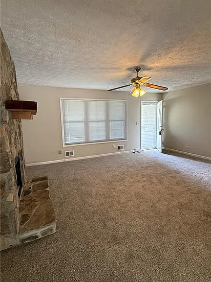 6683 Homestead Rd — Photo 8