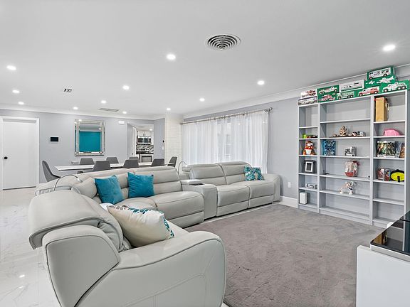 5th image of 7328 Saint Andrews Road