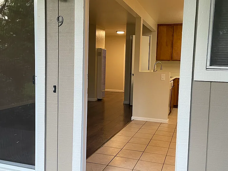 North Dutton Place Apartments — Photo 30