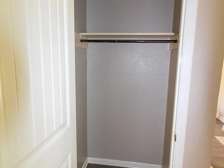 2245 Brighton Dr — Photo 10
