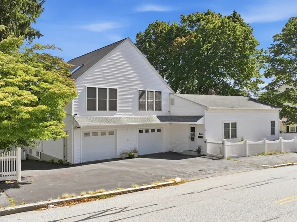 6 Harrington Way, Worcester, MA 01604