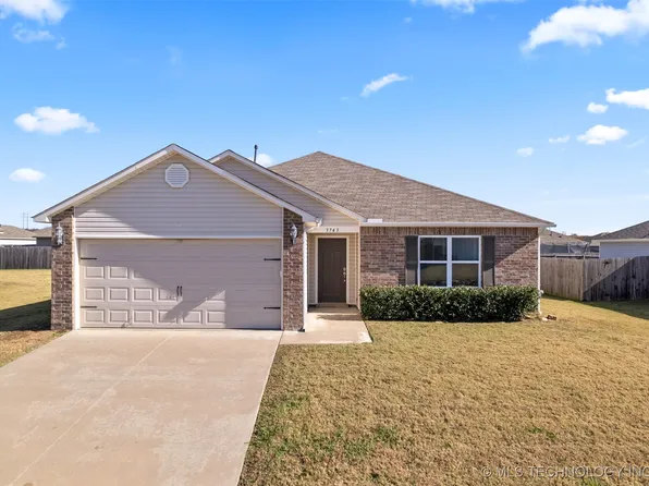 3743 S 153rd Ave E, Broken Arrow, OK 74012
