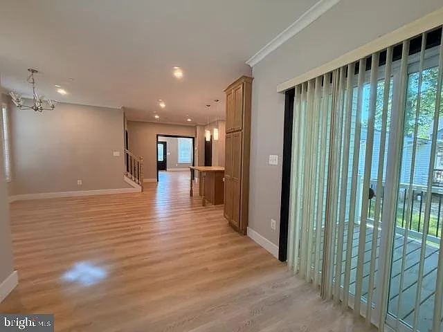 8836 Greenwood Ave — Photo 8