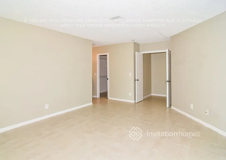 10048 NW 20th St — Photo 7