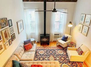 240 W 22nd St #4RF, New York, NY 10011