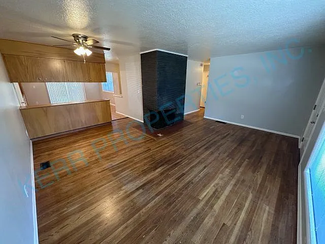 12407 NE Knott St — Photo 2