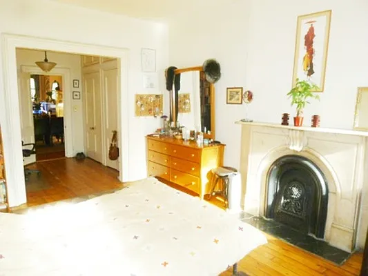 Rented by Gopal Realty Corp. | media 91