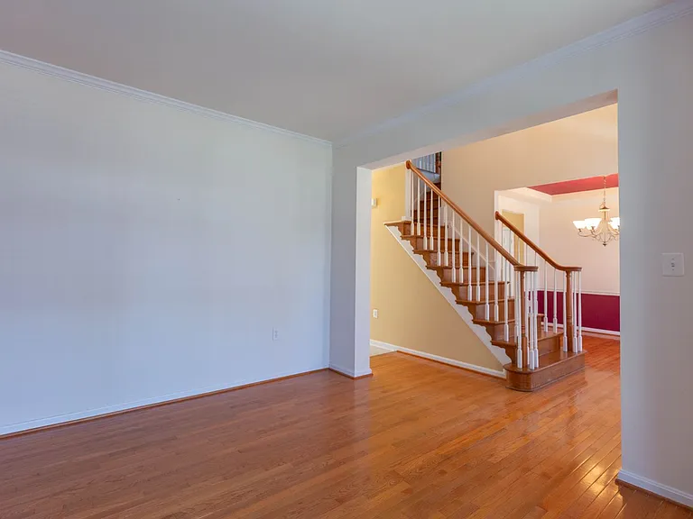 341 Bullskin St — Photo 5