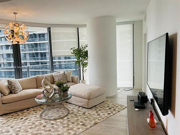 2nd image of 45 SW 9th St APT 2201