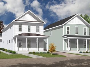 1105 14th St, Port Royal, SC 29935