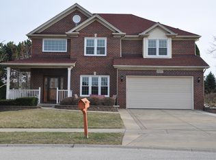 3557 Charlemaine Dr, Aurora, IL 60504