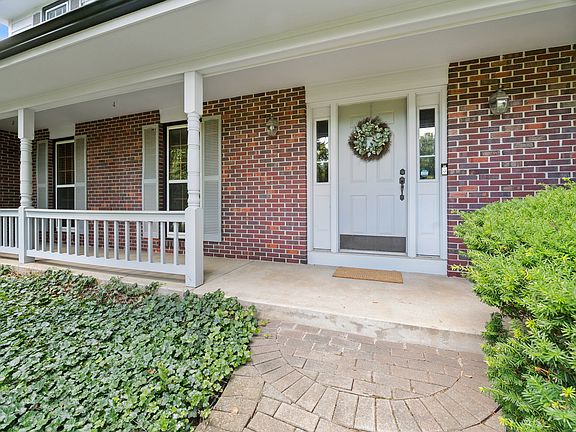 2nd image of 205 Whitaker Ct