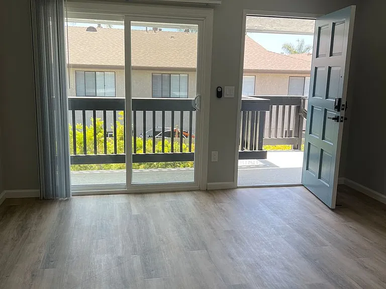 951 N Vulcan Ave — Photo 8