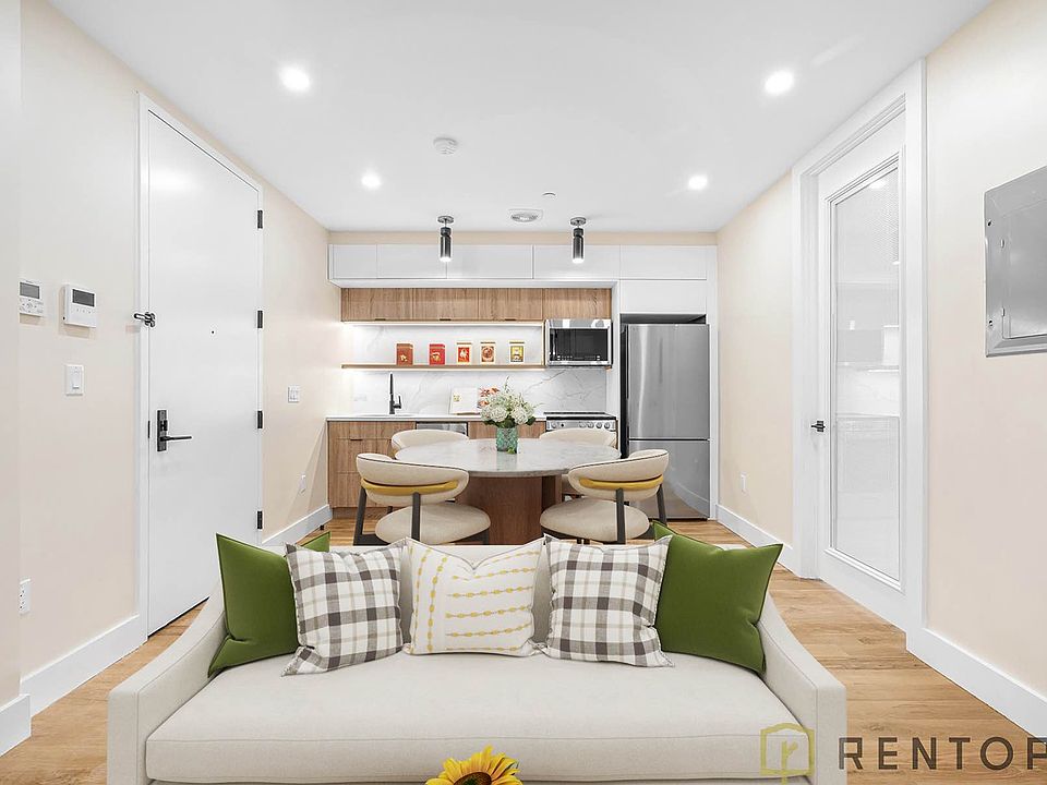 1st image of 28 Richardson St #103A