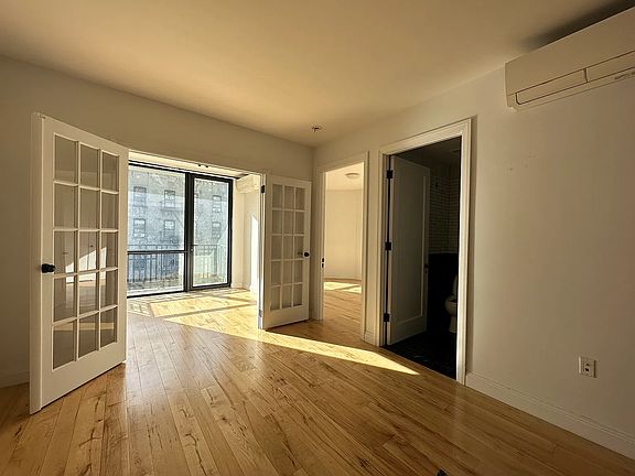 2nd image of 564 Saint Johns Pl APT 615