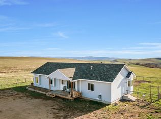 42450 McGuire Ln, Hayden, CO 81639