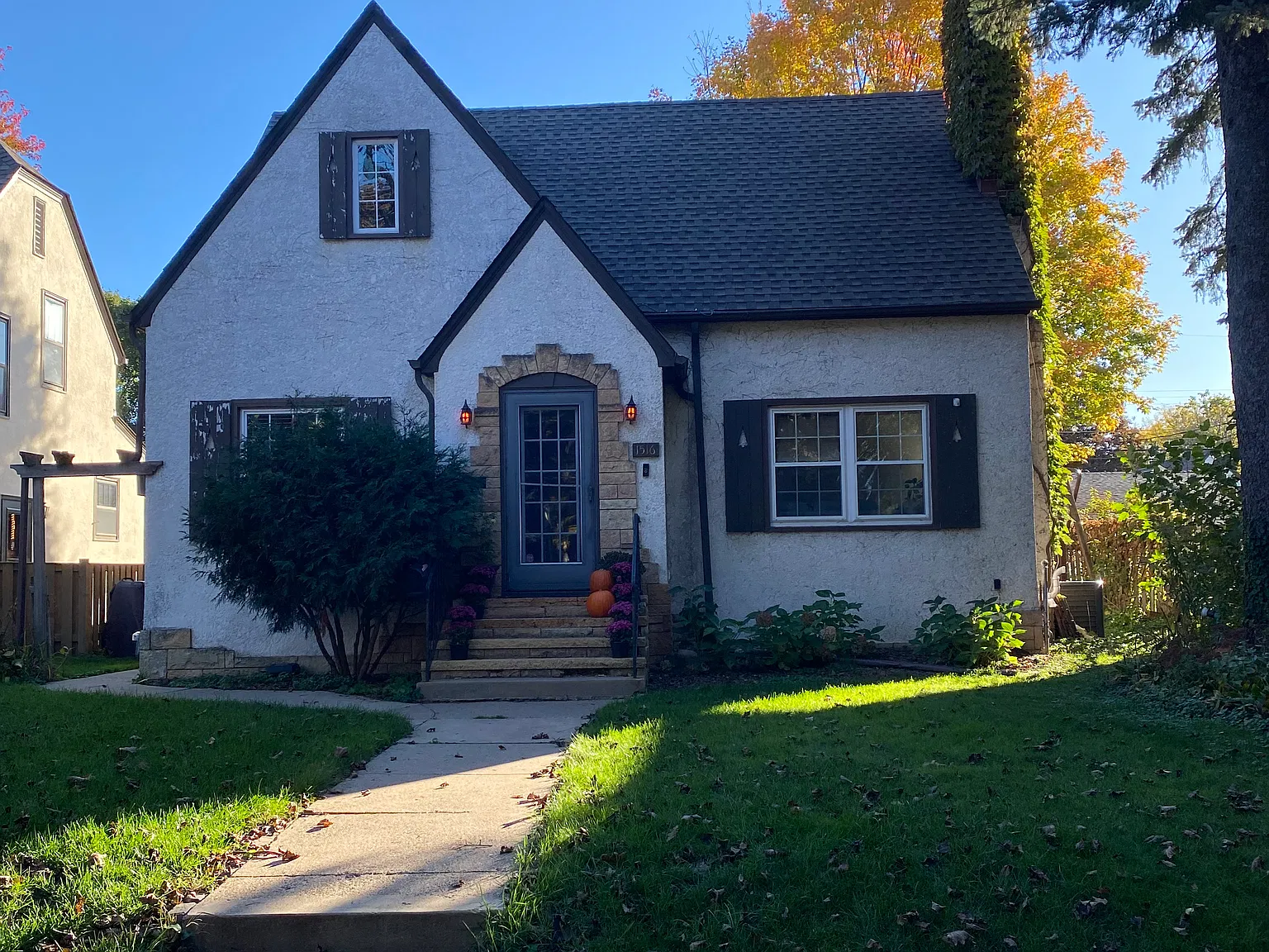 4 bed, 2.5 bath, 1900 sqft, $2,950 — Photo 3