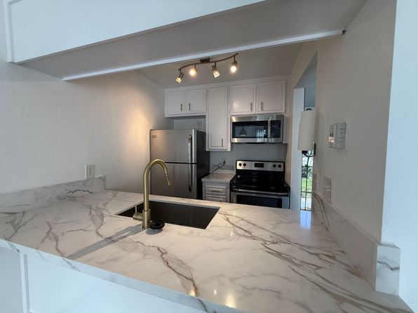 5757 Gaines St APT E