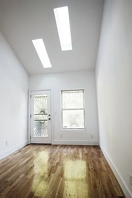 Rented by Compass | media 3