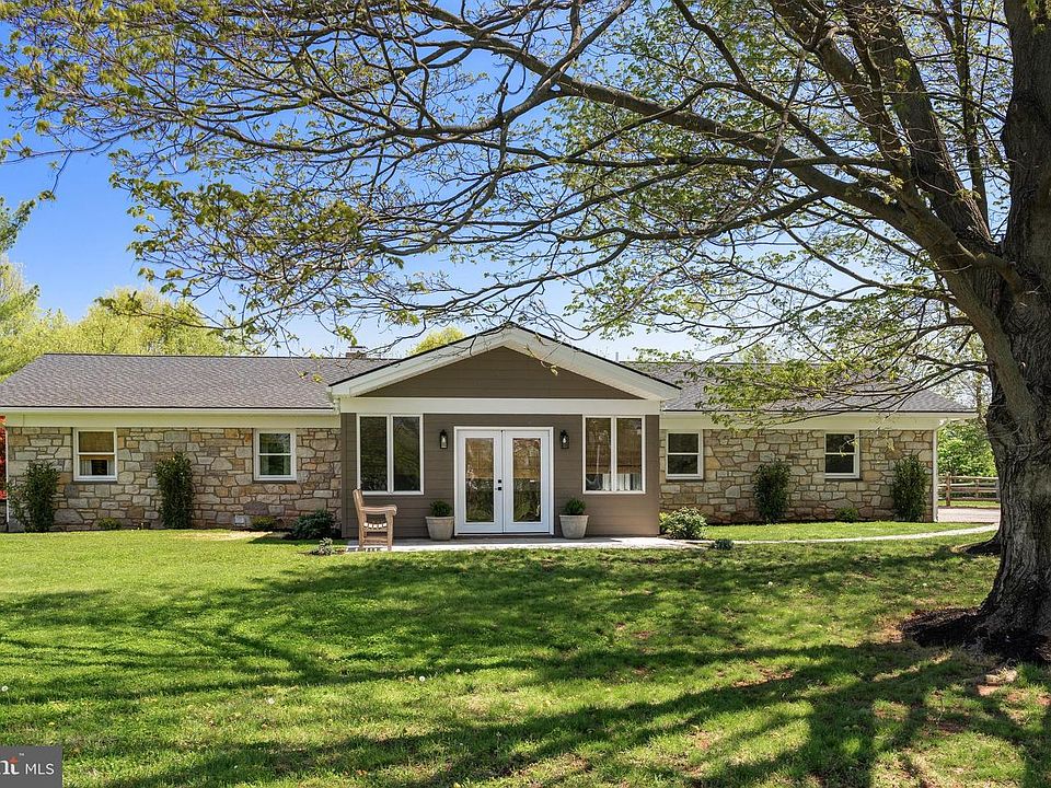1st image of 723 Saylors Mill Rd