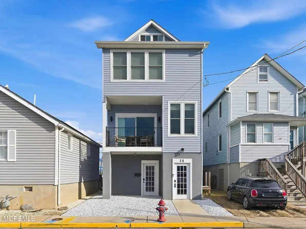 28 2nd Street, Highlands, NJ 07732