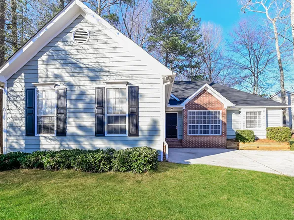3431 Hollow Oak Dr, Rex, GA 30273